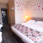 宜必思中央酒店 3*