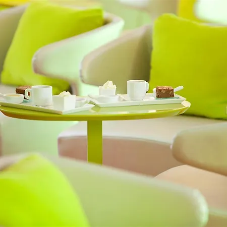 מלון Ibis Styles 3*